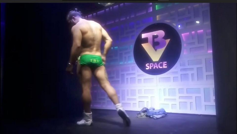 STRIP SHOW
