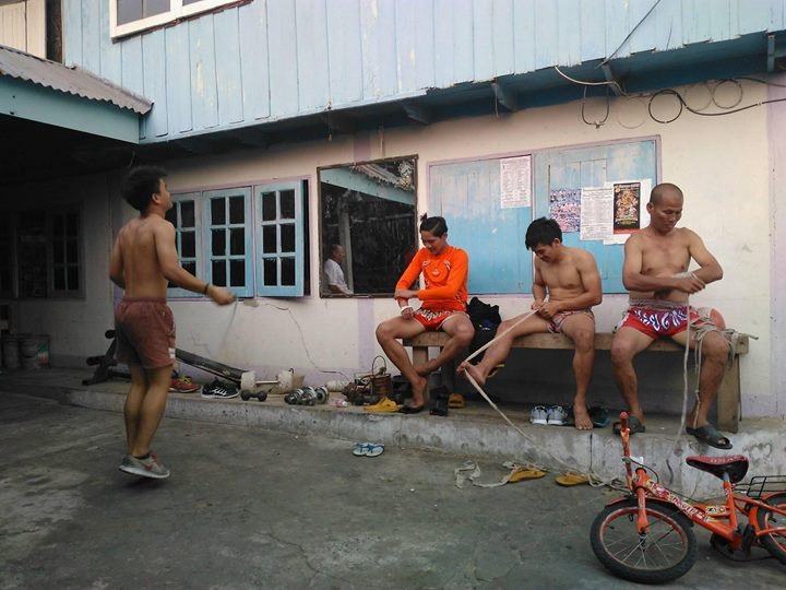 ชอบ..นักมวย