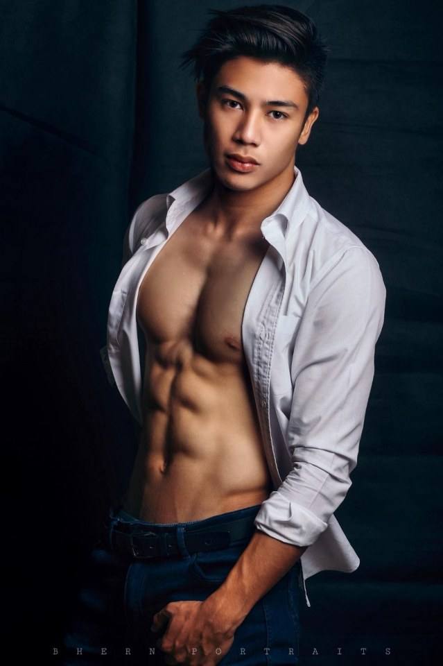 ชอบดูดดดชาย