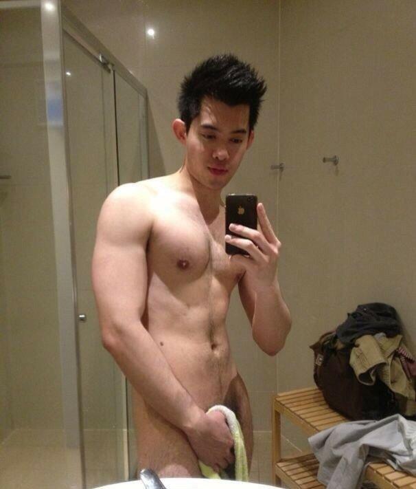 hot male 519 (18+)