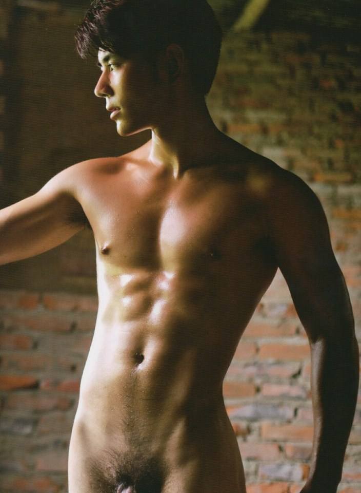 hot male 522 (18+)
