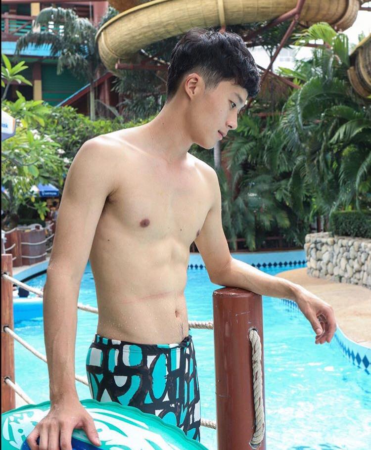 หุ่นแซ่บแต่เด็ก #13