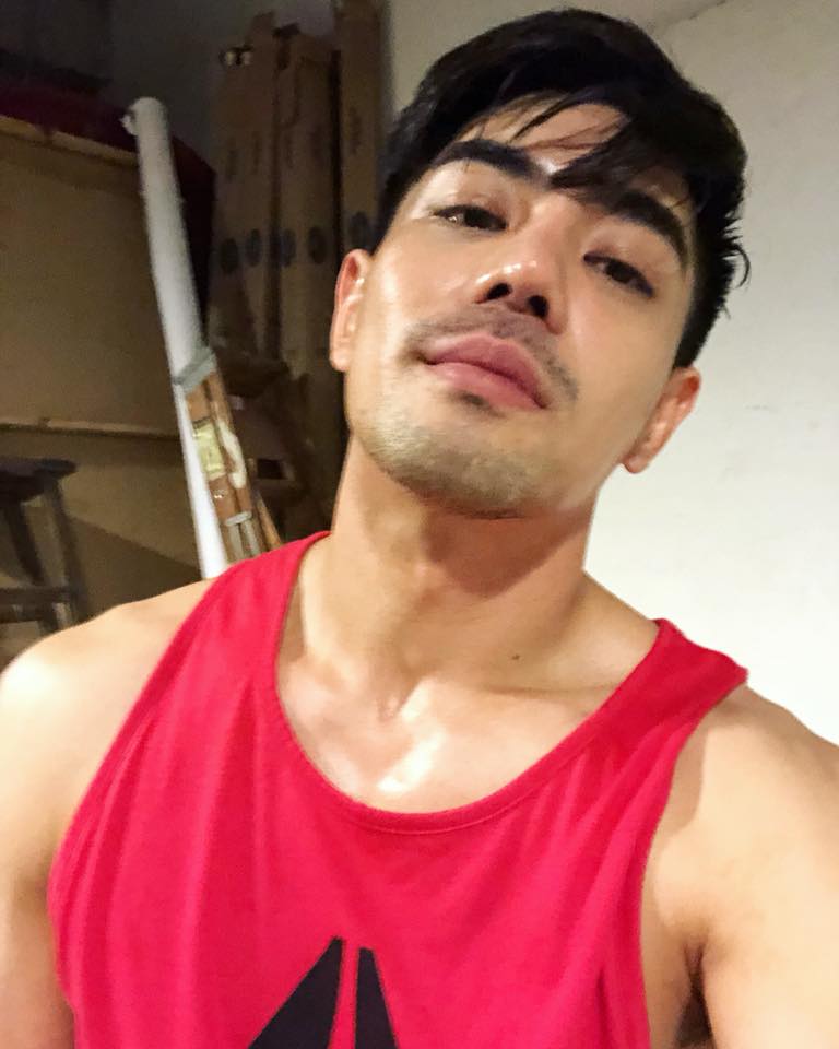 สเปคเจ๊เลย O Krairerk หล่อ ล่ำ น่ากัดเชียว