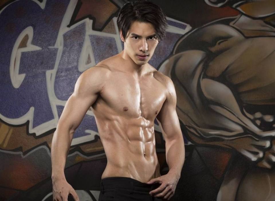ถอดโชว์เรือนร่าง 2138