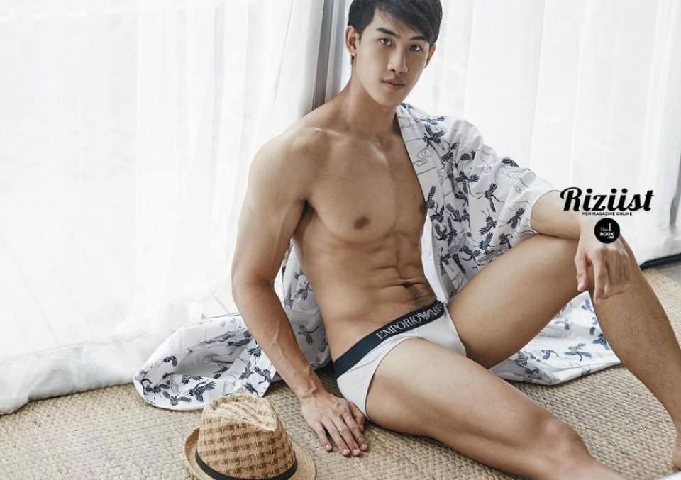 ถอดโชว์เรือนร่าง 2138