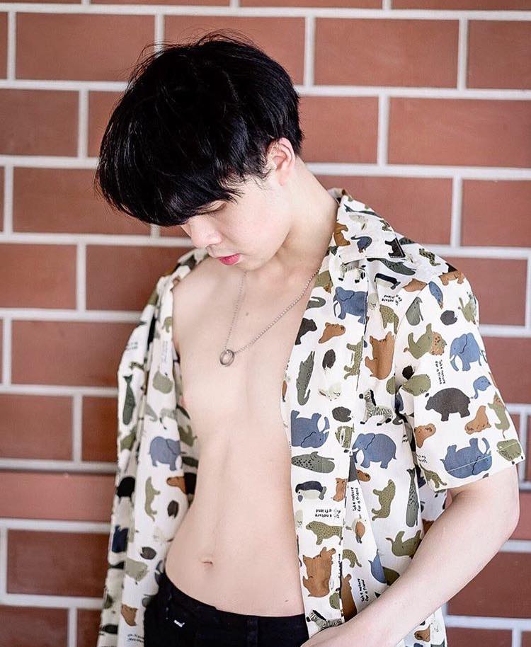 กรุบกริบ ครองโลก(&hearts;&epsilon; &hearts; )♡ 100