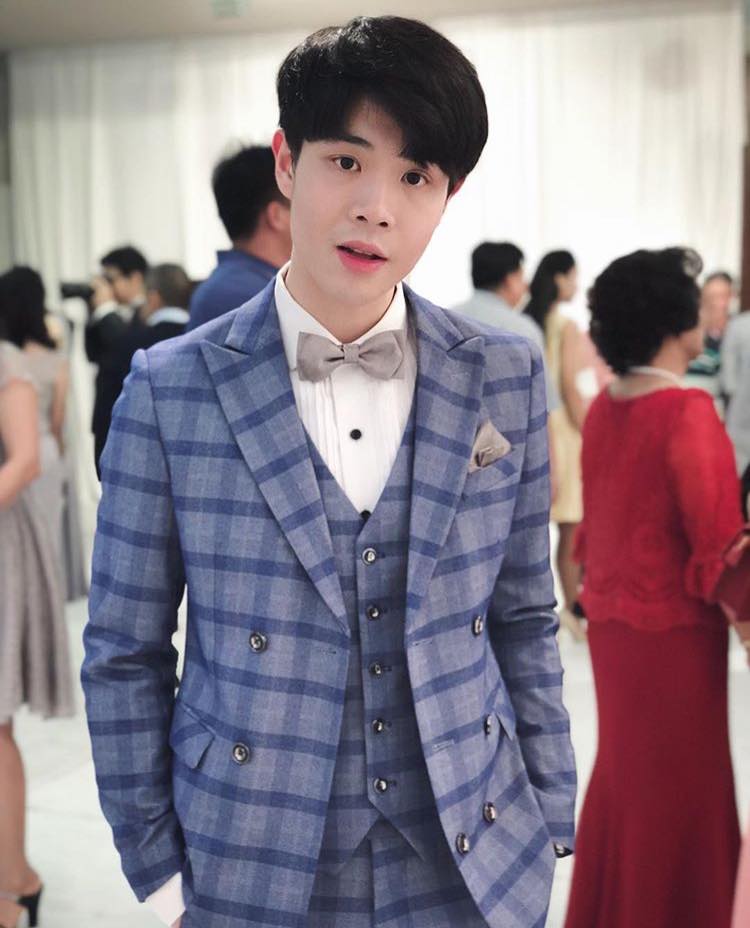 กรุบกริบ ครองโลก(&hearts;&epsilon; &hearts; )♡ 100