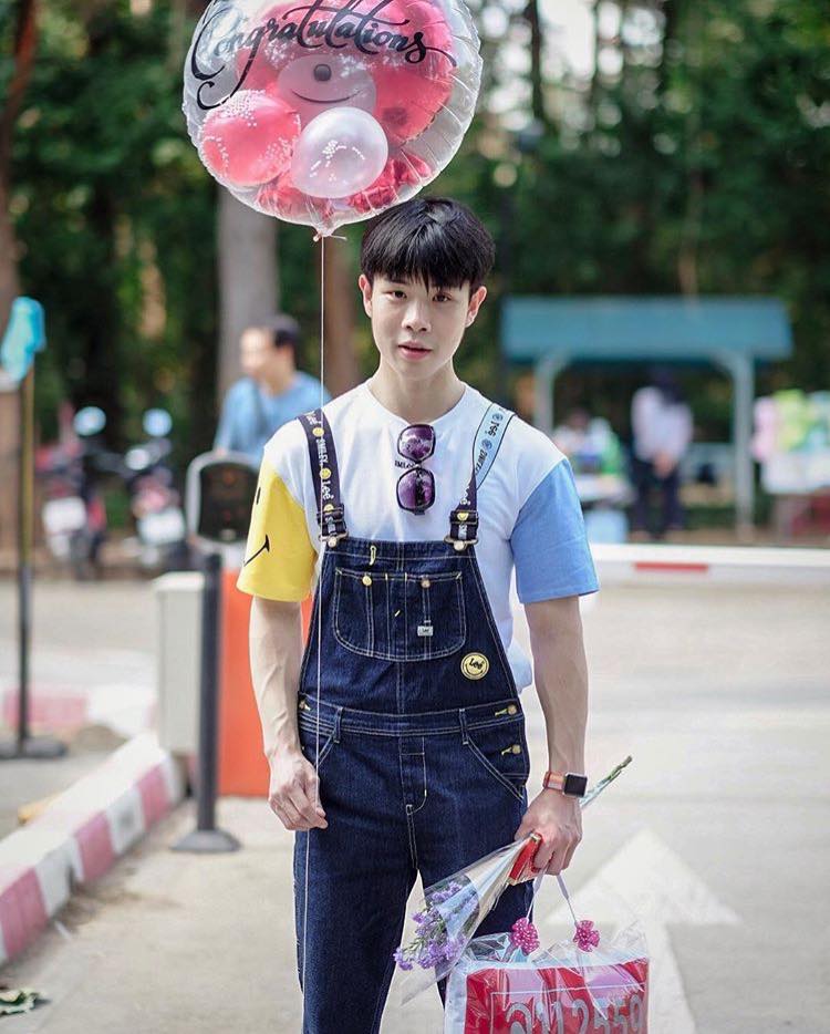 กรุบกริบ ครองโลก(&hearts;&epsilon; &hearts; )♡ 100