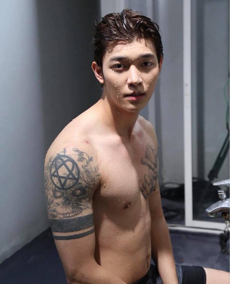 ดูดนมดารา