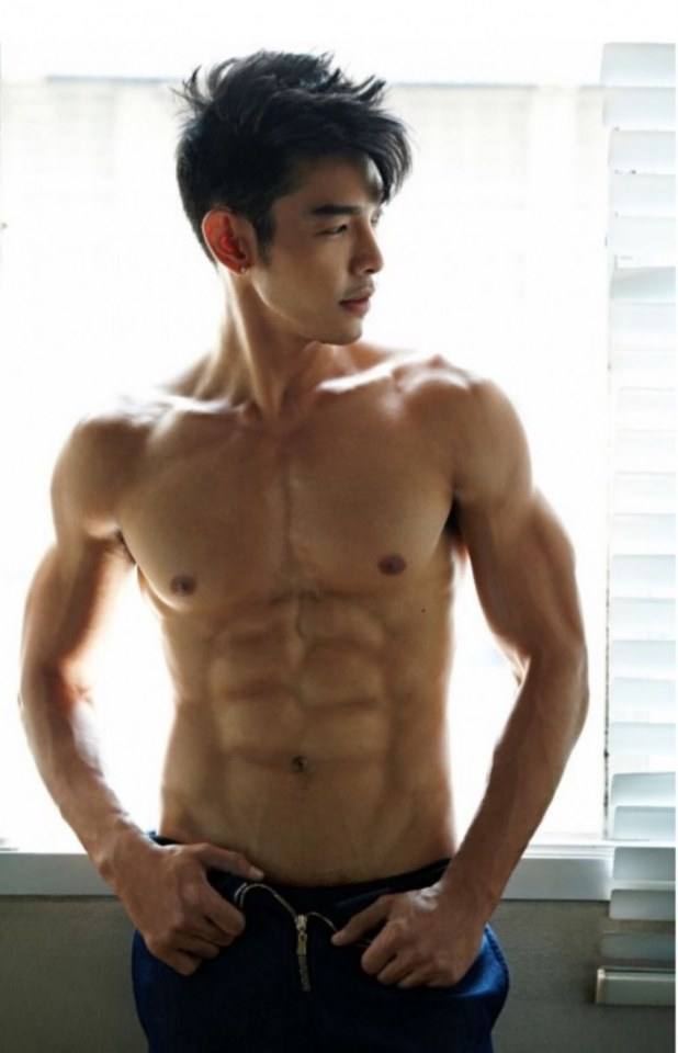 ดูดนมดารา
