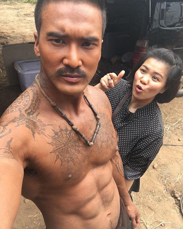 คมชัด