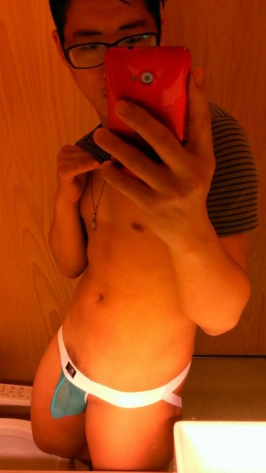 hot male 524 (18+)