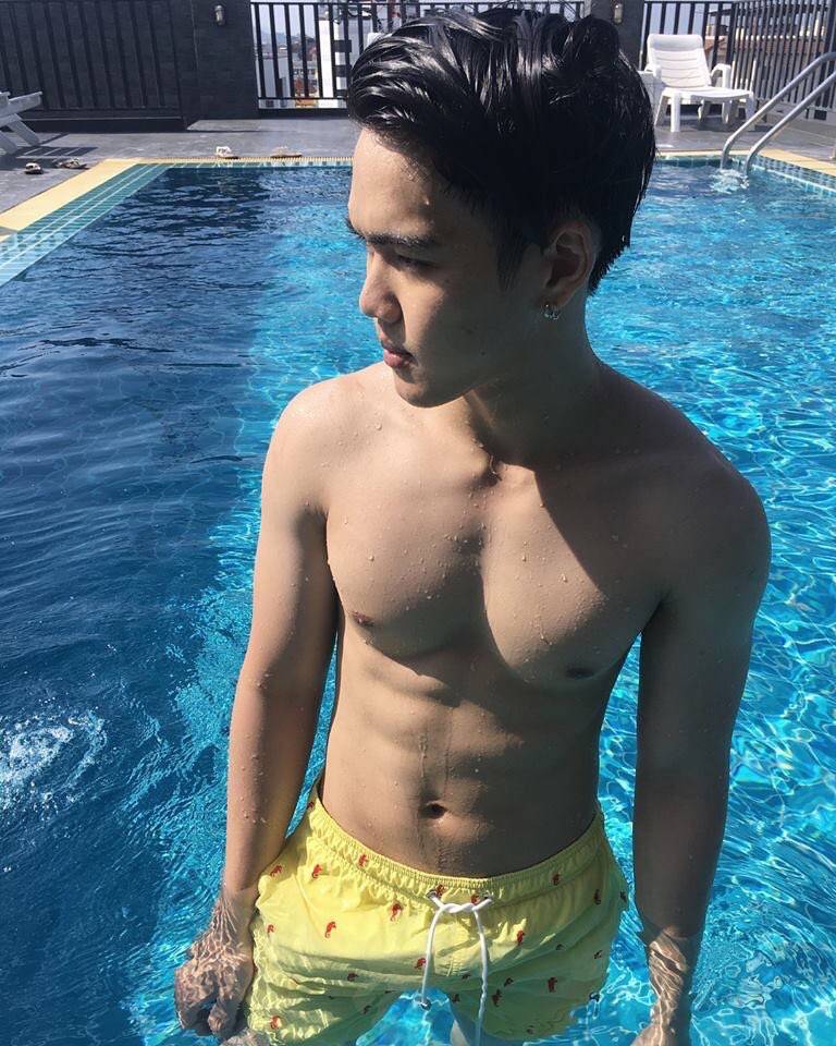 หนุ่มๆ น่ารัก