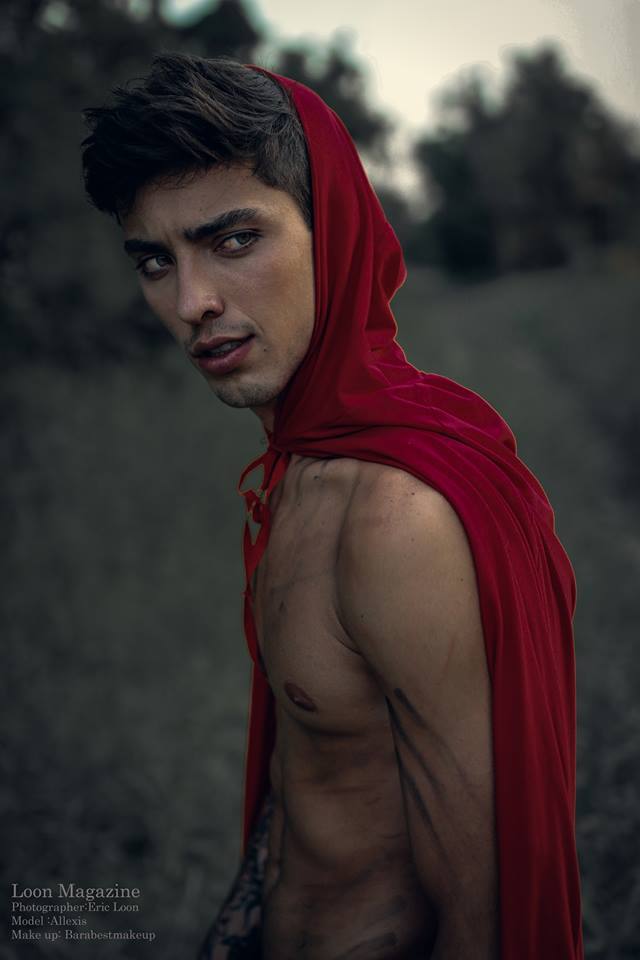 หนุ่มหล่อขึ้นปก 40