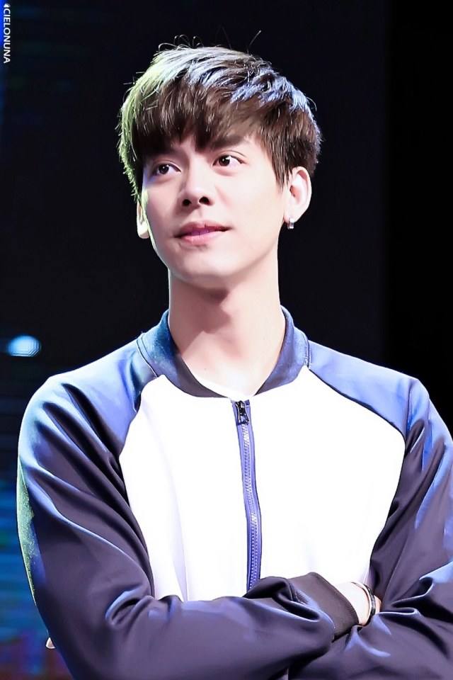 เต้ ดาวิชญ์ กรีพลฤกษ์