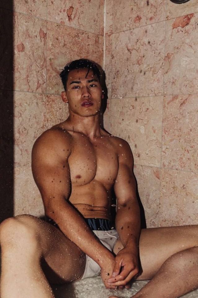 Hot guy in underwear 327