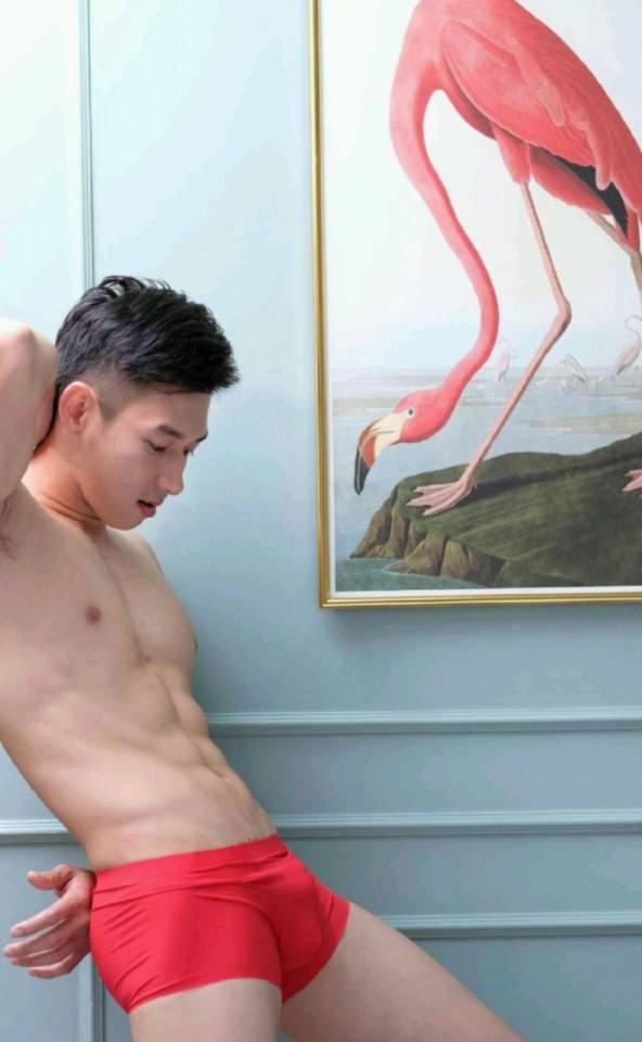 Hot guy in underwear 327