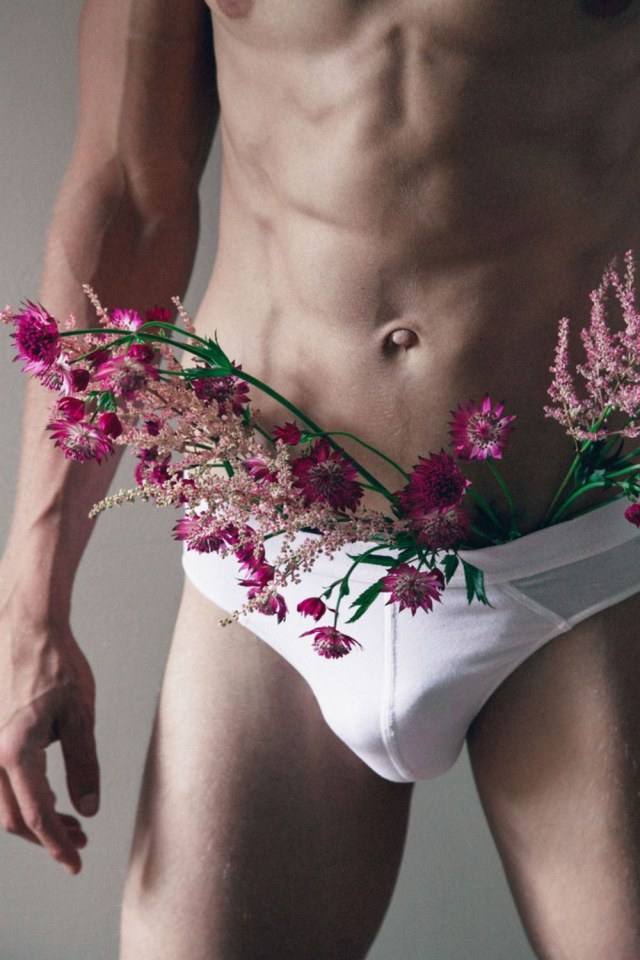 Hot guy in underwear 327