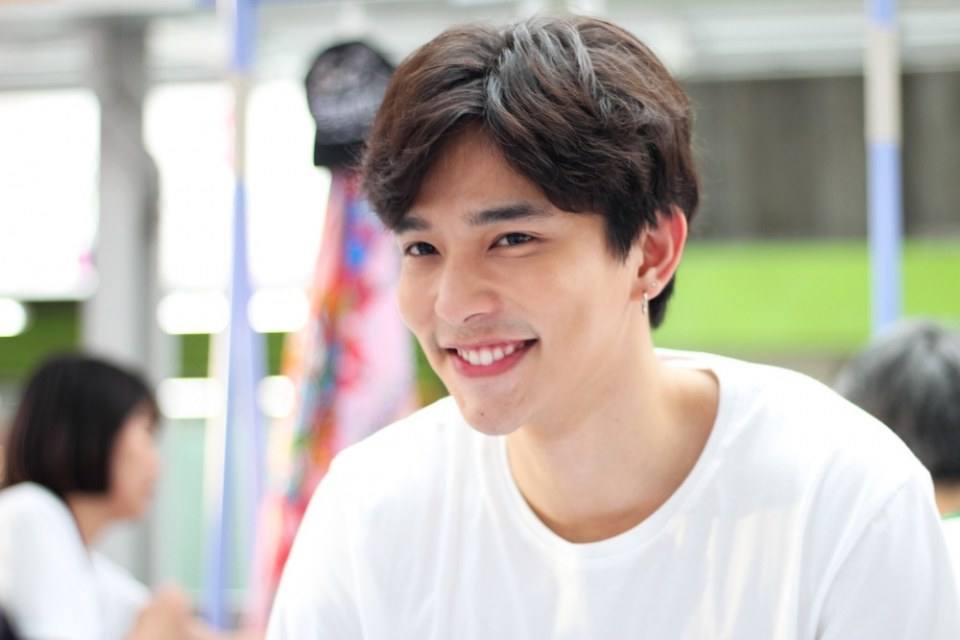 ฐานัฐพ์ โล่ห์คุณสมบัติ (ลี)