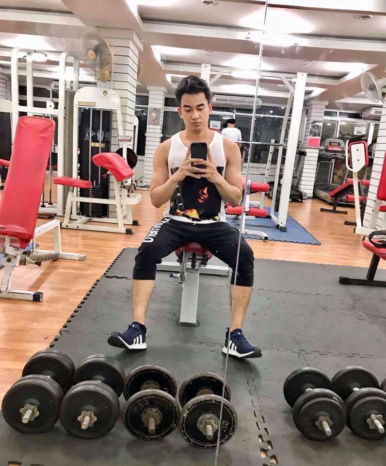 หล่อมาก แต่ละภาพของ นัท ณัฐพงศ์