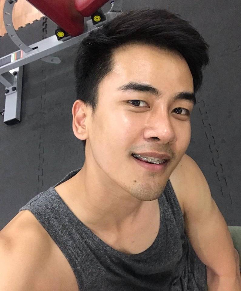 หล่อมาก แต่ละภาพของ นัท ณัฐพงศ์