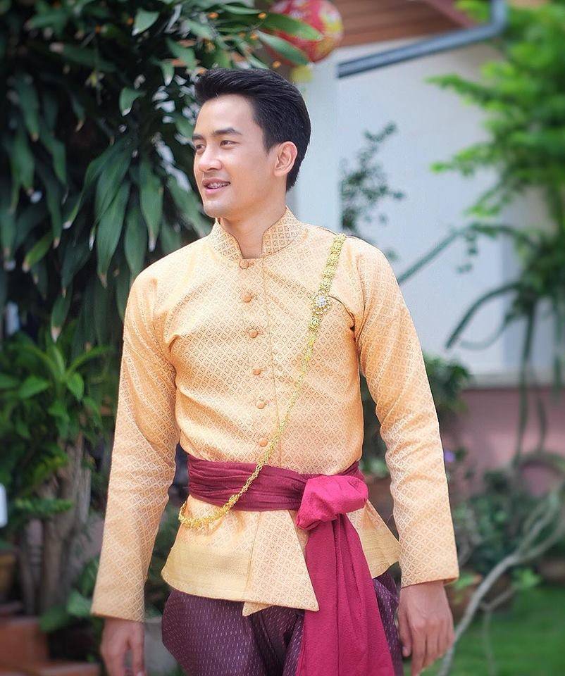 หล่อมาก แต่ละภาพของ นัท ณัฐพงศ์