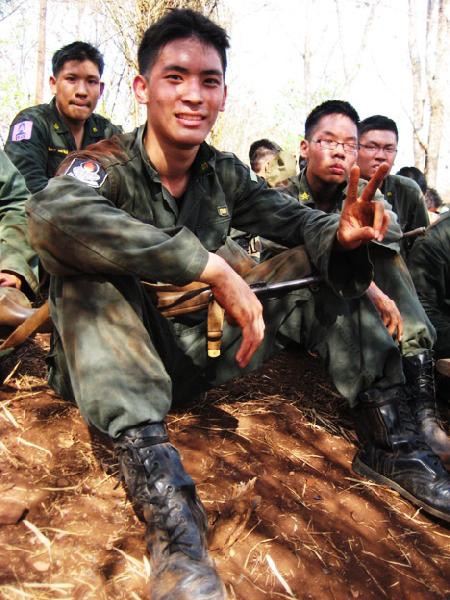 ดาราที่เรียน รด.