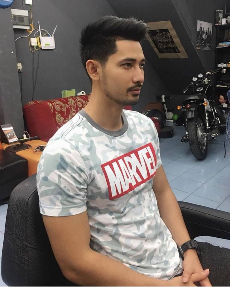 กอดจูบลูบคลำ03