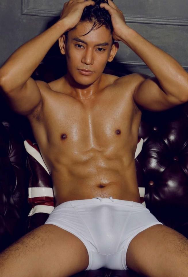 hot male 530 (18+)