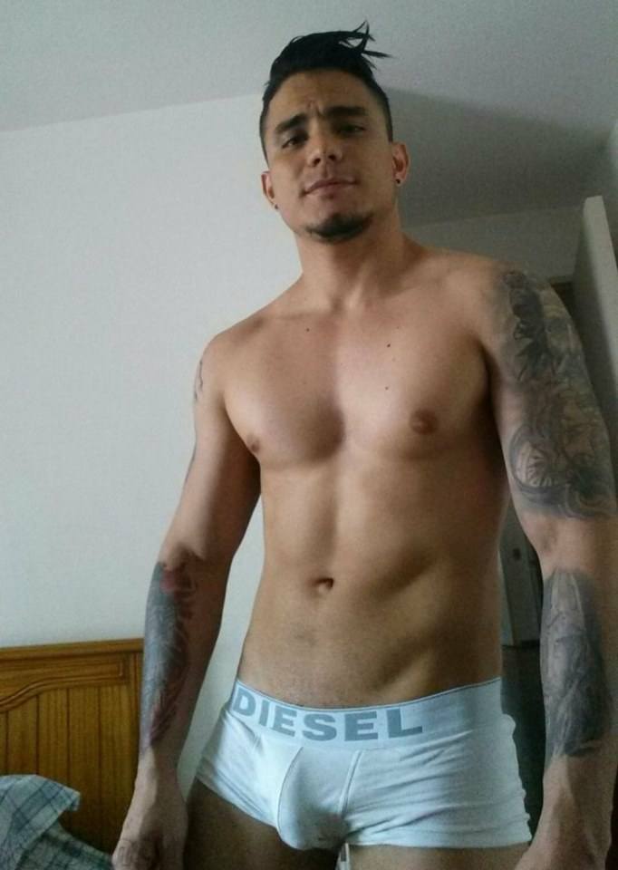 hot male 530 (18+)