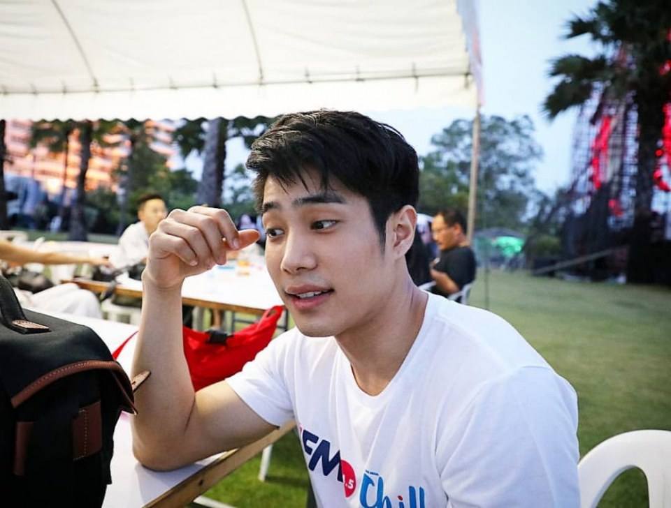 แพ้รอยยิ้มกล้ามพี่ปูอ่าาา