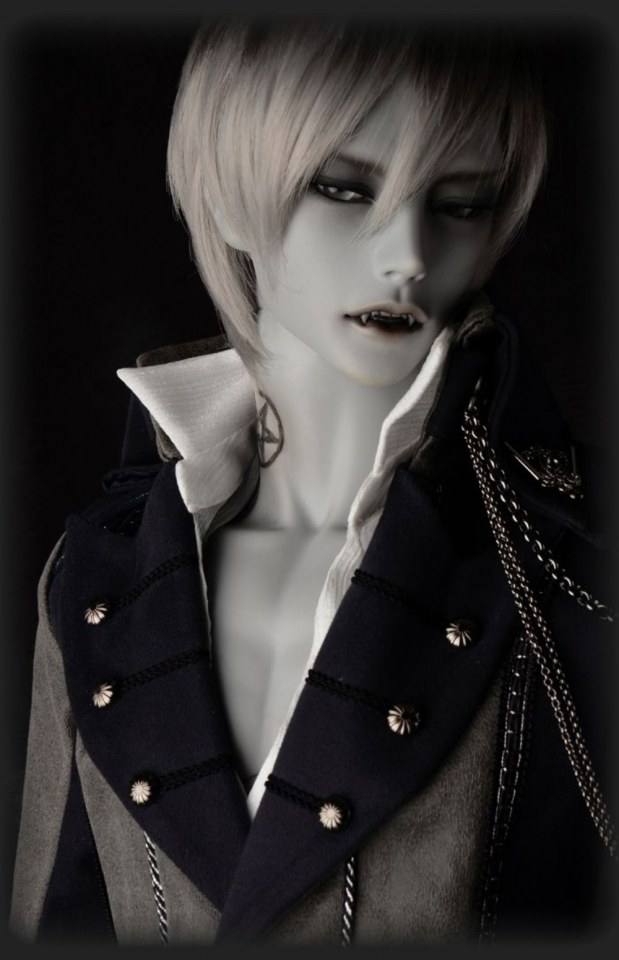 ตุ๊กตาอะไร ตัวละ 20000 ++ o..0''