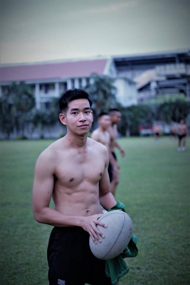 ถอดโชว์เรือนร่าง 2153