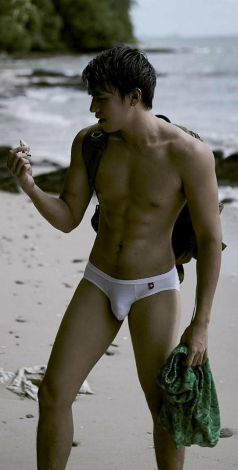 hot male 533 (18+)