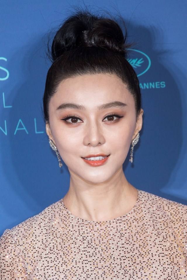 Fan Bingbing สวย แพง เบาๆ จิกกล้องแตก @งานกาล่าดินเนอร์ ณ เมืองคานส์ 2018