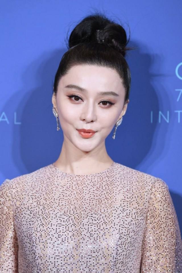 Fan Bingbing สวย แพง เบาๆ จิกกล้องแตก @งานกาล่าดินเนอร์ ณ เมืองคานส์ 2018