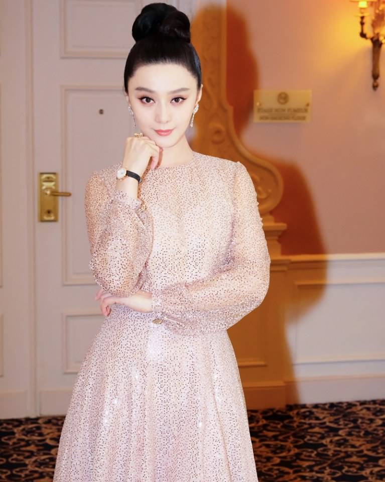 Fan Bingbing สวย แพง เบาๆ จิกกล้องแตก @งานกาล่าดินเนอร์ ณ เมืองคานส์ 2018