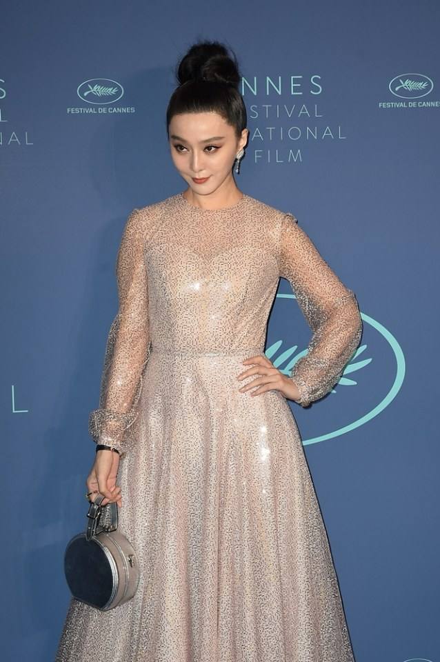 Fan Bingbing สวย แพง เบาๆ จิกกล้องแตก @งานกาล่าดินเนอร์ ณ เมืองคานส์ 2018