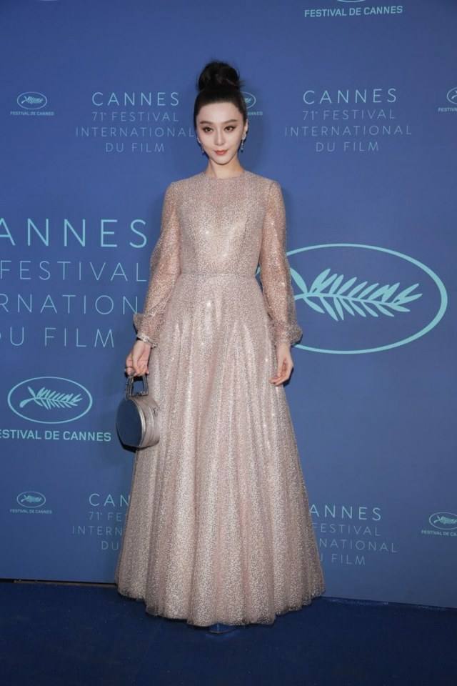Fan Bingbing สวย แพง เบาๆ จิกกล้องแตก @งานกาล่าดินเนอร์ ณ เมืองคานส์ 2018