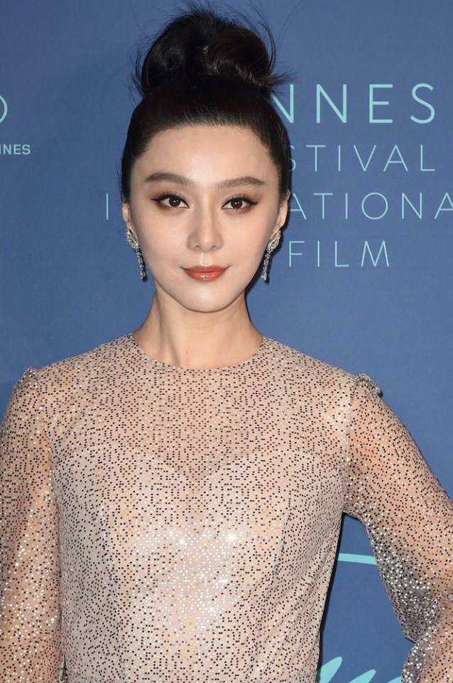 Fan Bingbing สวย แพง เบาๆ จิกกล้องแตก @งานกาล่าดินเนอร์ ณ เมืองคานส์ 2018