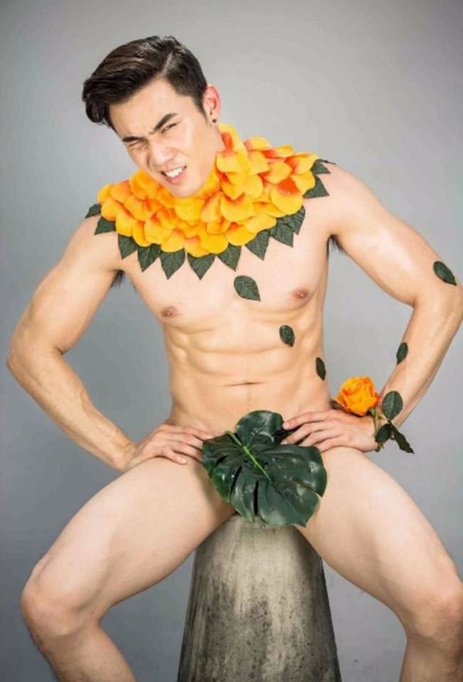 hot male 535 (18+)