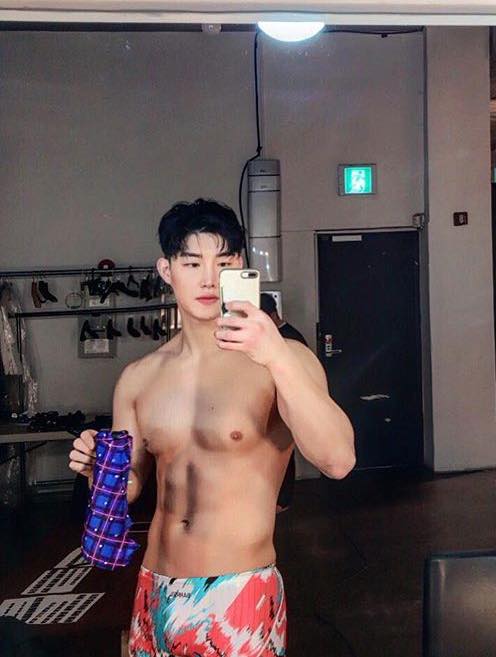 พี่เกาหุ่นน่าซบ ๘