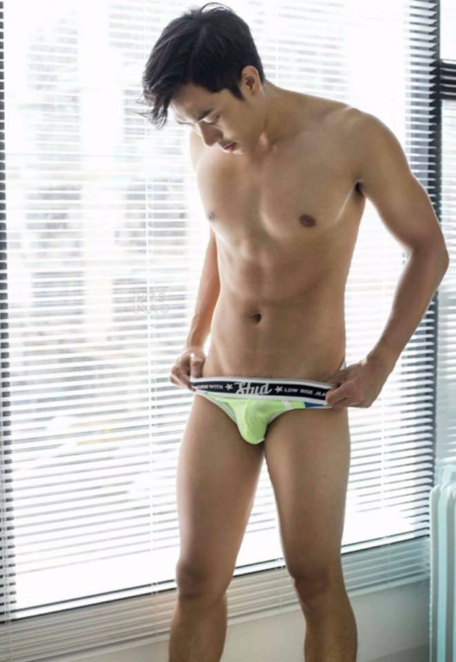 hot male 539 (18+)