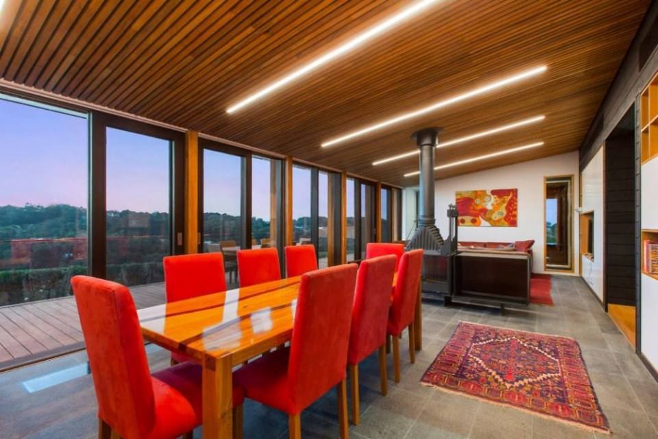 Red Hill Residence by Finnis Architects