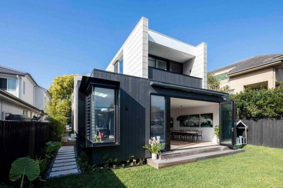 Rose Bay House by Prebuilt