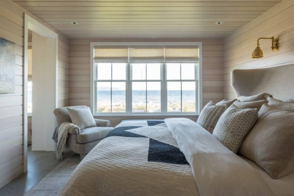 Whidbey Island Home by Hoedemaker Pfeiffer