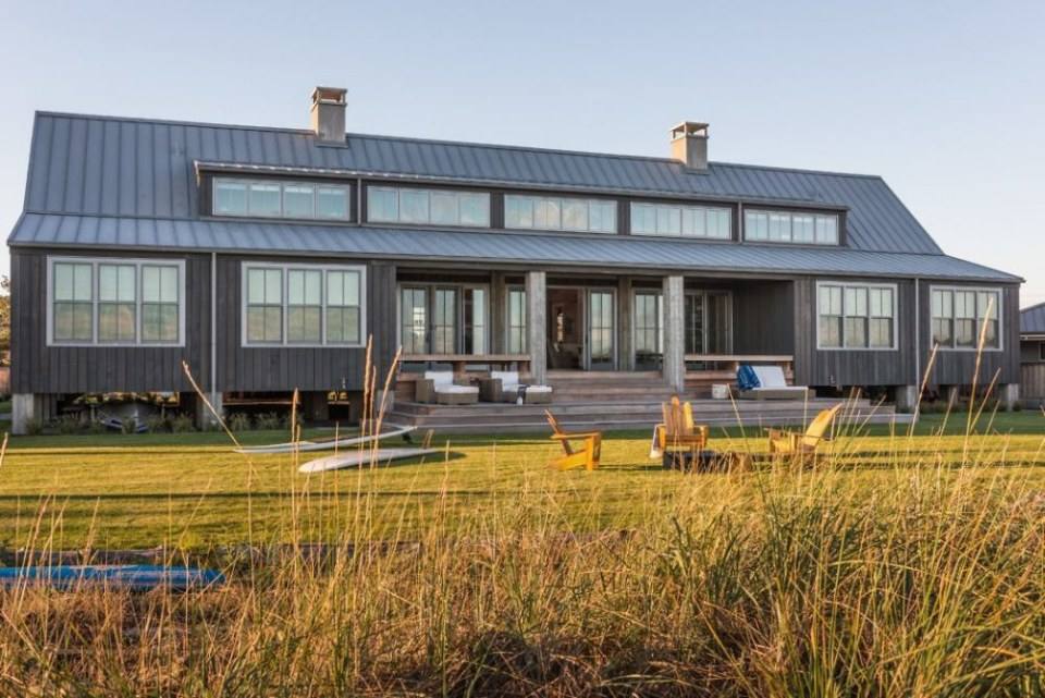 Whidbey Island Home by Hoedemaker Pfeiffer