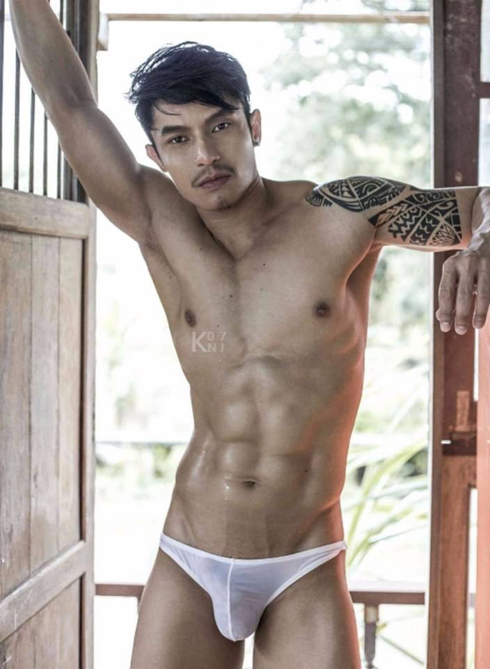 hot male 543 (18+)
