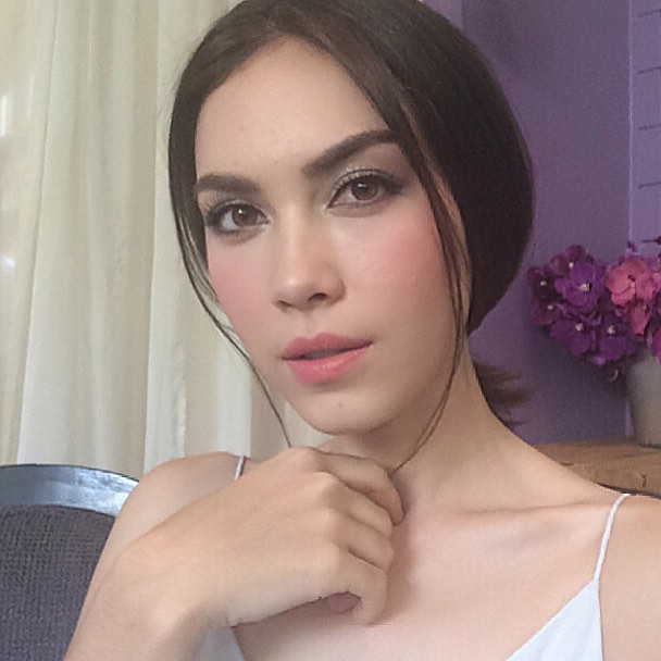 แมท ภีรนีย์/ละคร เหมือนคนละฟากฟ้า