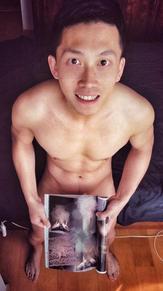 hot male 546 (18+)